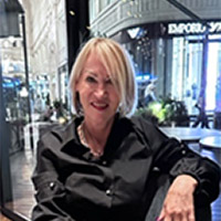 Dr.in Ines Stamm